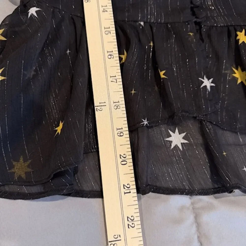 Lovers & Friends Georgie Star Bright Blouse Chiffon Ruffle Black Gold Size Small - Picture 10 of 11